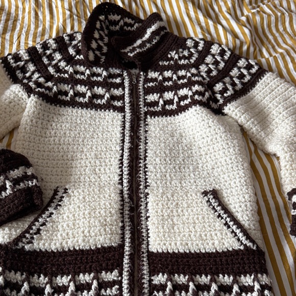 vintage Cozy Crochet Jacket - Cream & Dark Brown - Picture 5 of 5